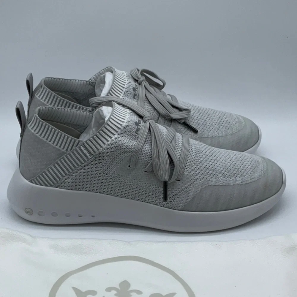 Peter Millar Woman’s Hyperlight Glide sneaker